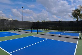Double Pickleball Court at Everly Luxury Apartments in Naples FL